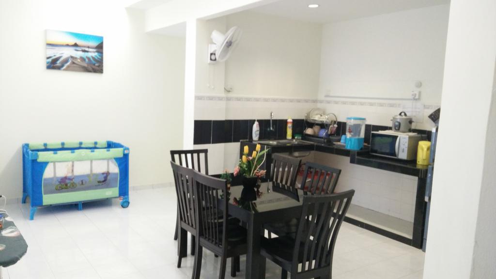 H&A Guest House Malacca Szoba fotó
