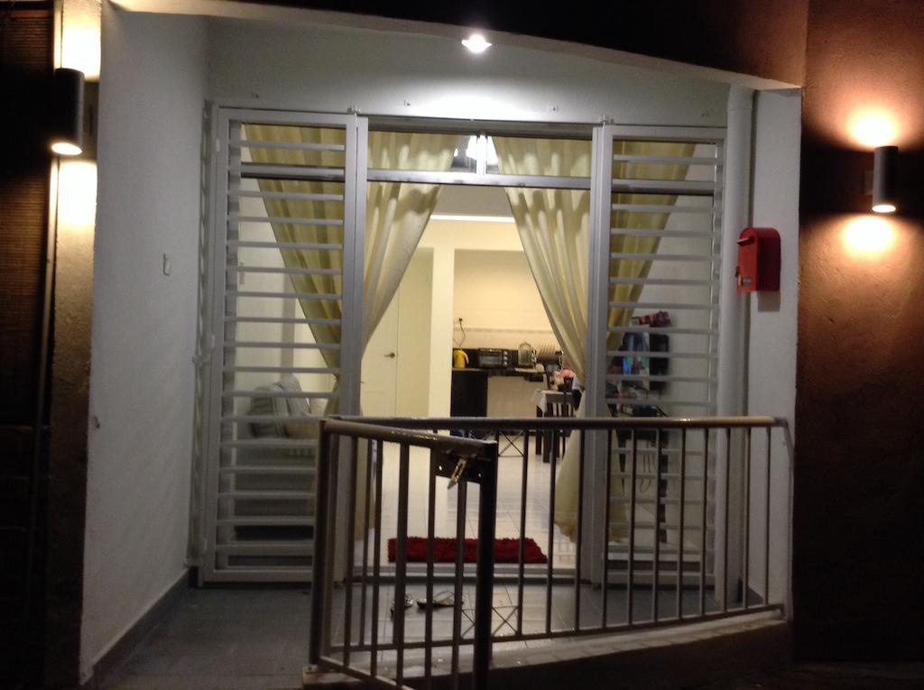 H&A Guest House Malacca Szoba fotó